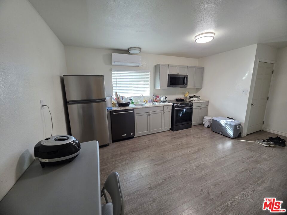 27003 Waalew Road
