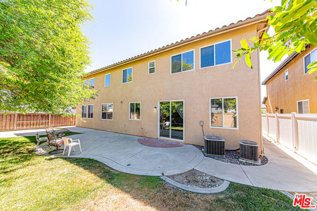 7376 Sungold Avenue