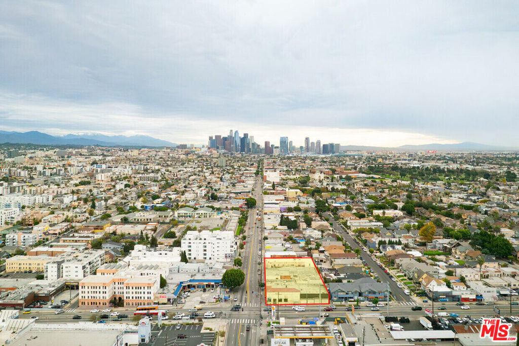 3072 3084 W Pico Boulevard