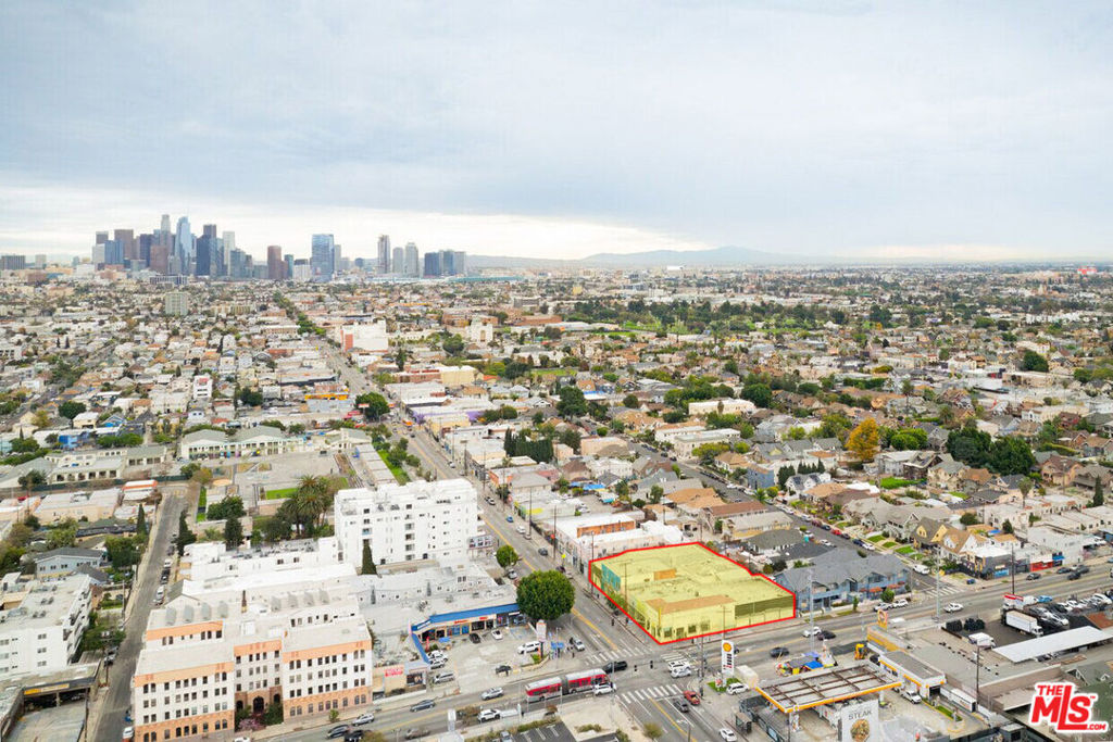 3072 3084 W Pico Boulevard