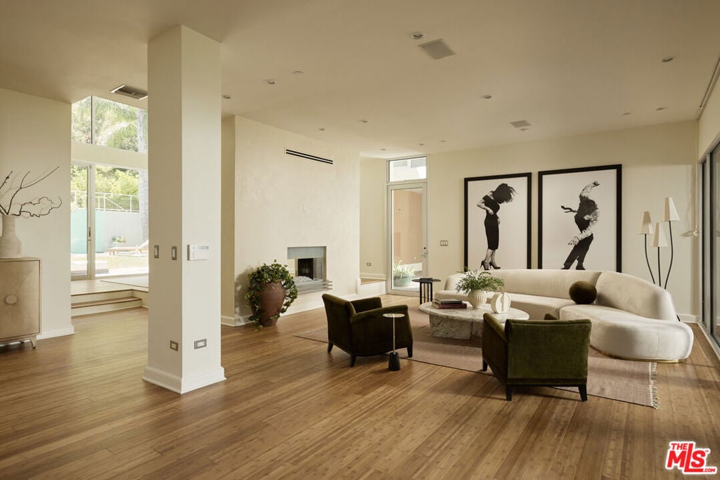 3369 Fryman Place