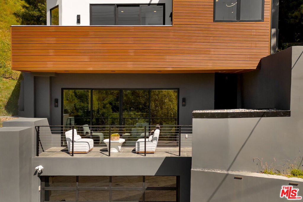 512 Rustic Drive