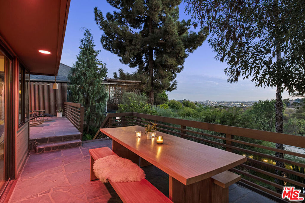4121 Camino Real