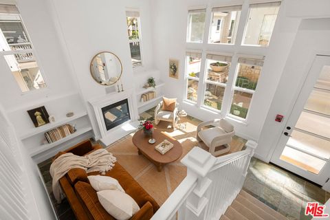 6011 Dawn 1 Playa Vista CA 90094