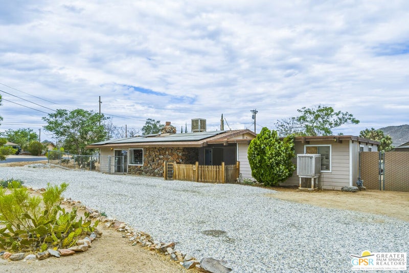7490 Barberry Avenue