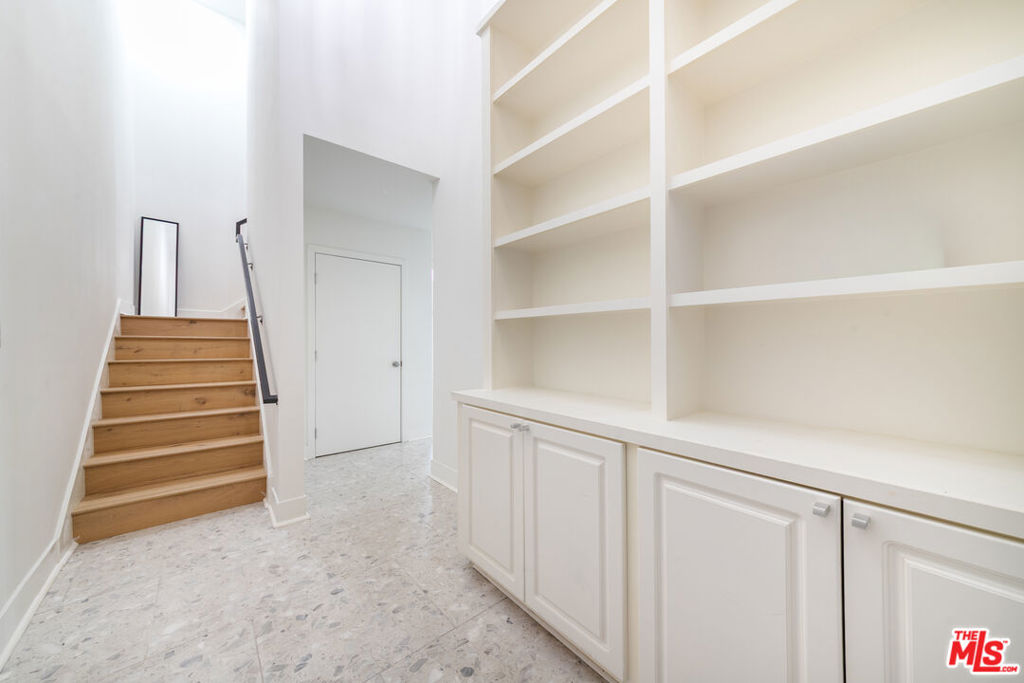 1730 Sawtelle Boulevard 111