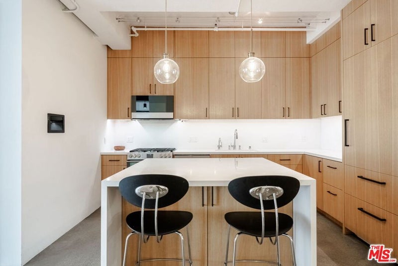 849 S Broadway 603