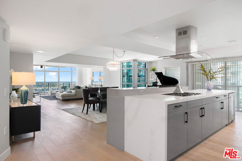 Properties 1 13650 MARINA POINTE Drive 1602