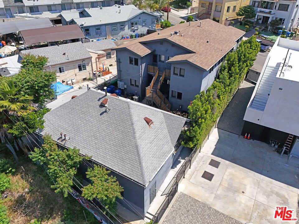 931 Everett Street