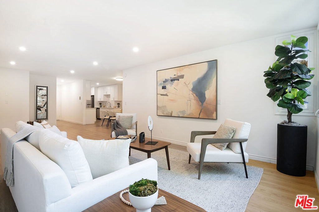 10725 Ohio Avenue 204