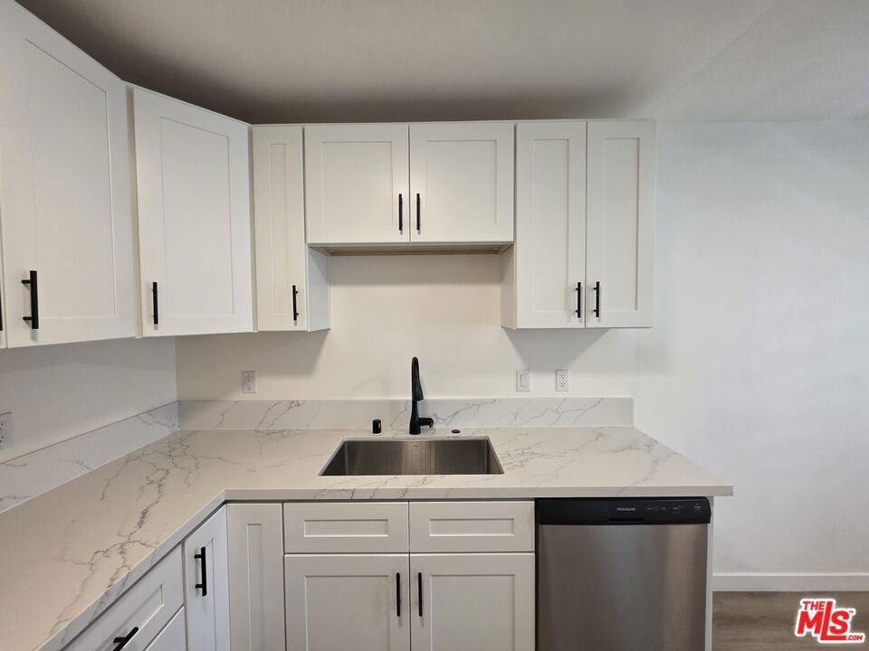 1411 Innes Place 4