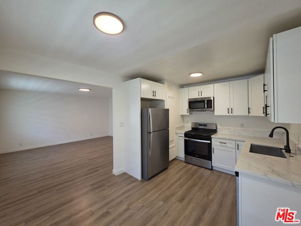 1411 Innes Place 4