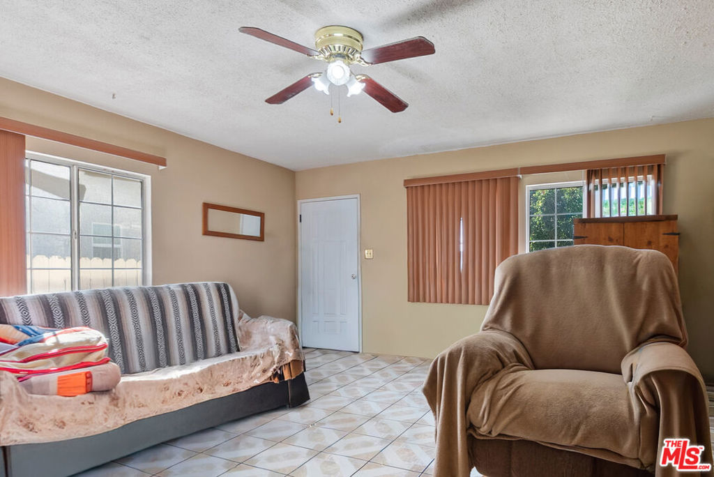 10626 Mountair Avenue