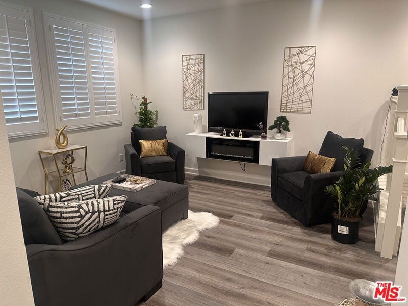 3970 S Oasis Paseo 222