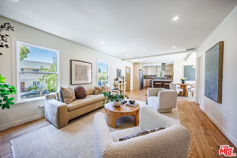 4325 Price Street