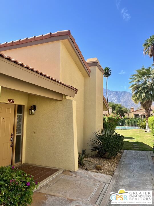 2657 N Whitewater Club Drive