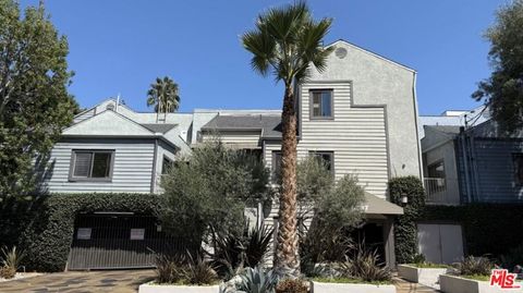 6337 Primrose Avenue Los Angeles CA 90068