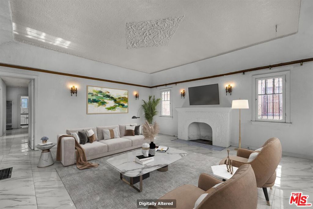 1922 W 80th Street