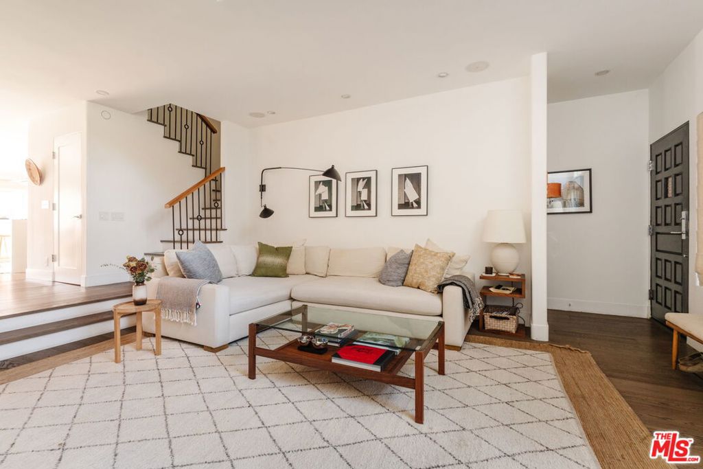 1979 Grace Avenue 2