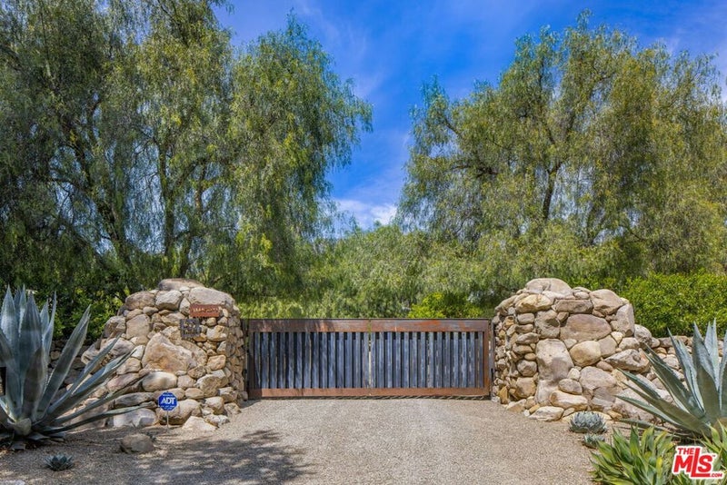 1888 Garst Lane