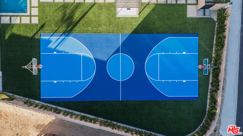 12553 N Ridgeline Road