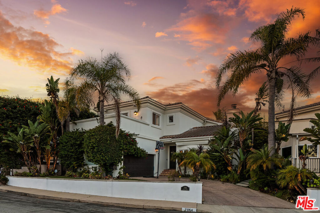Properties 4 7354 Trask Avenue