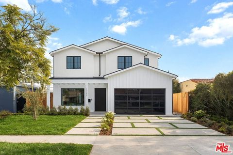 1742 Preuss Road Los Angeles CA 90035