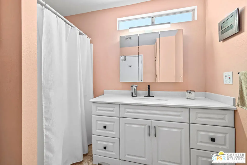 Cathedral City, California 92234, United States, 2 Bedrooms Bedrooms, ,2 BathroomsBathrooms,Residential,Active,152029