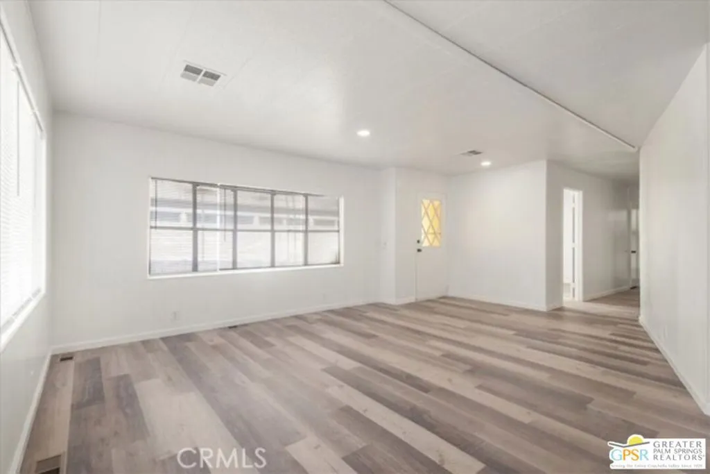 Cathedral City, California 92234, United States, 2 Bedrooms Bedrooms, ,2 BathroomsBathrooms,Residential,Pending,142851