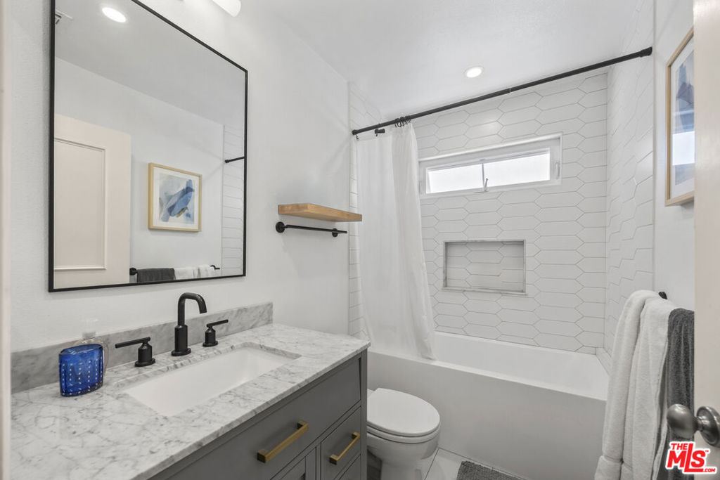 1431 Camden Avenue 303