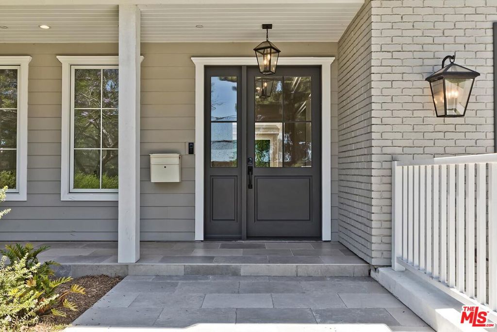 Properties 3 10422 Lorenzo Place