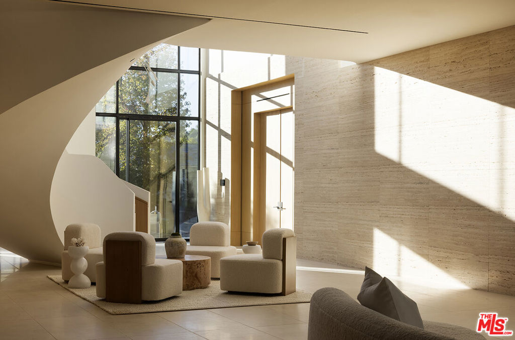 Properties 2 1165 Somera Road