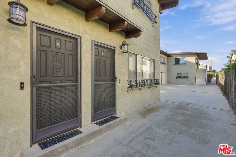 2107 Voorhees Avenue