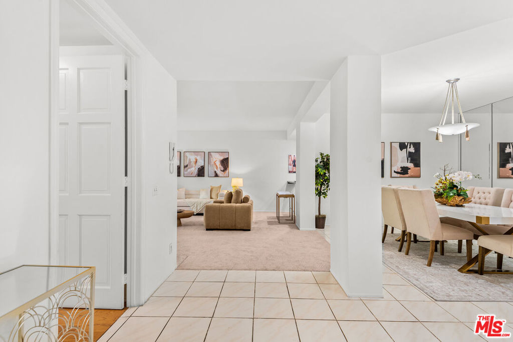 4736 Park Encino Lane 215