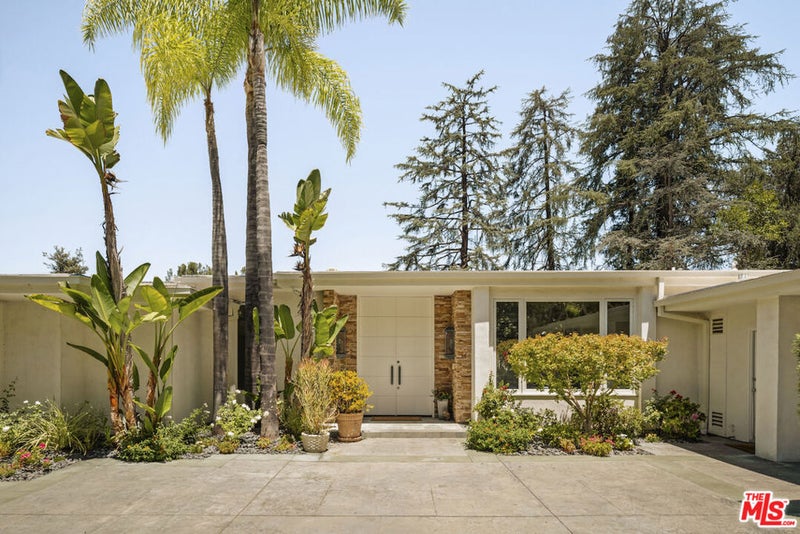 4101 Clear Valley Drive