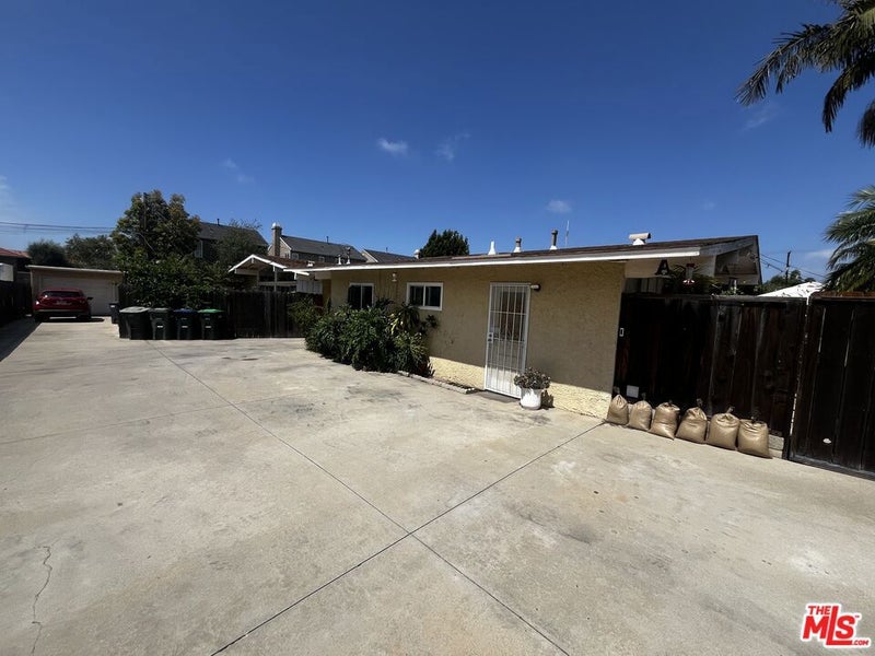 317 University Drive UnitsA,B,C