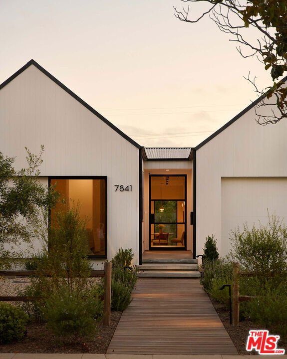 Properties 1 7841 Stewart Avenue