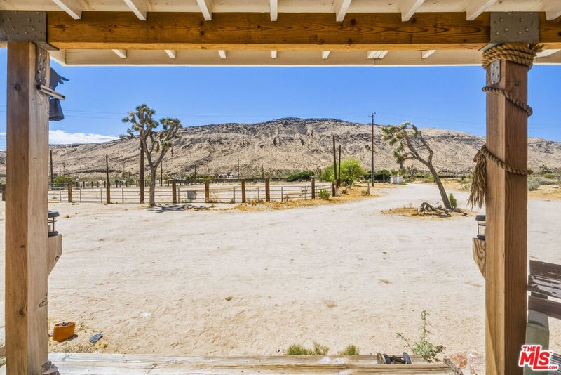 55616 Pipes Canyon Road