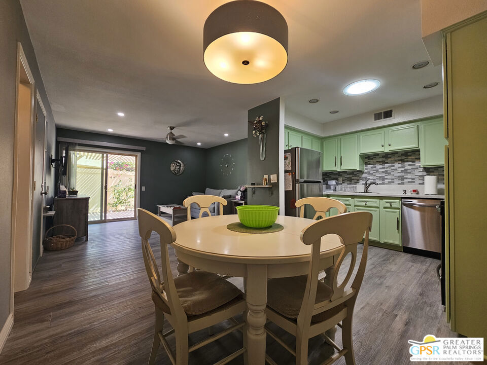 1333 Sunflower Circle