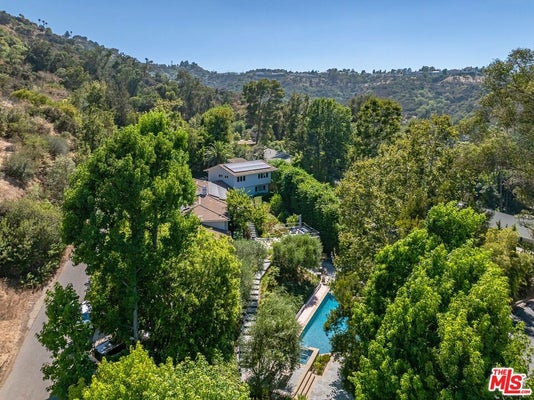 3101 FRYMAN RD, STUDIO CITY, CA 91604 - Image ccaf8909192446d85eb6b2c19ffc0bed/2922598416