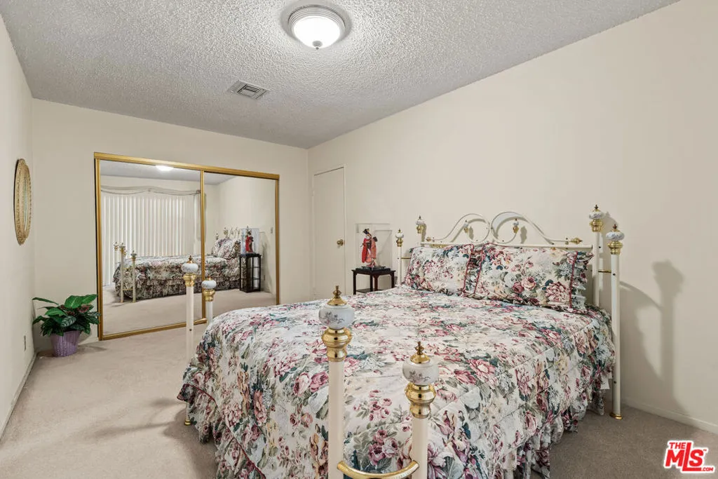 Sierra Madre, California 91024, United States, 3 Bedrooms Bedrooms, ,2 BathroomsBathrooms,Residential,Pending,206317