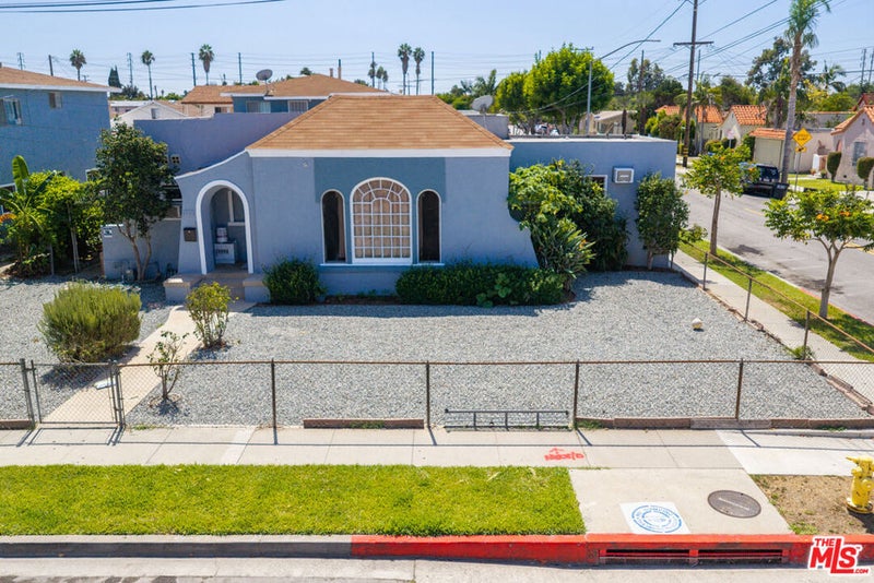 3700 E 61st Street