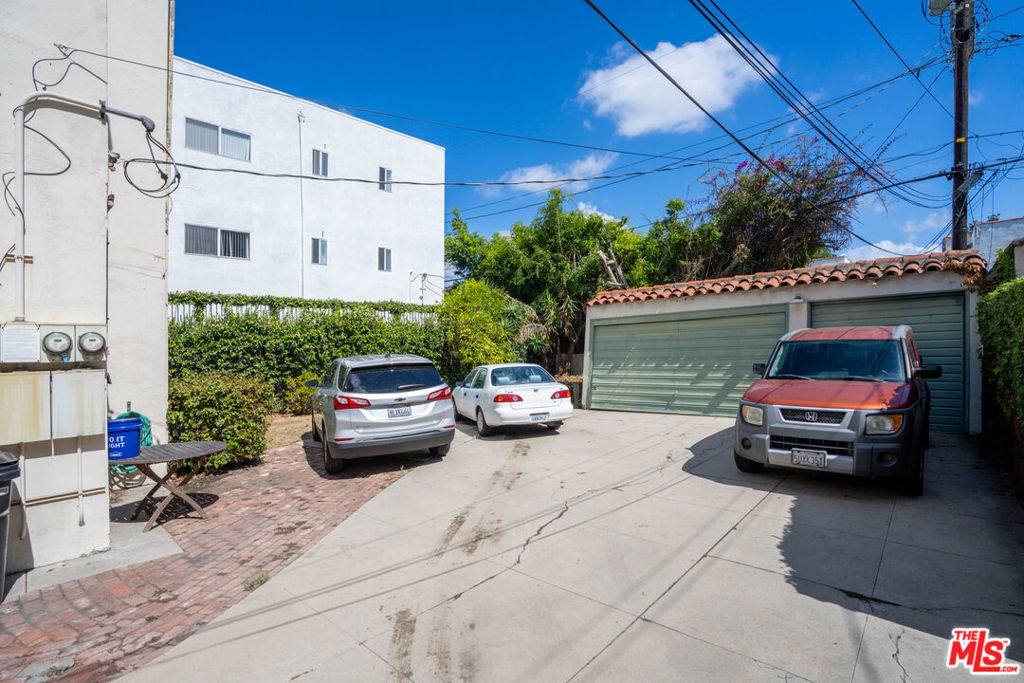 1140 S Shenandoah Street
