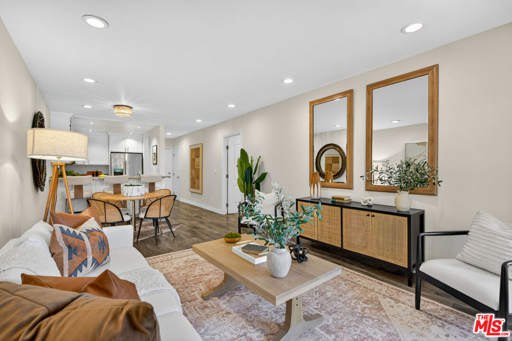 1125 Pico Boulevard 103