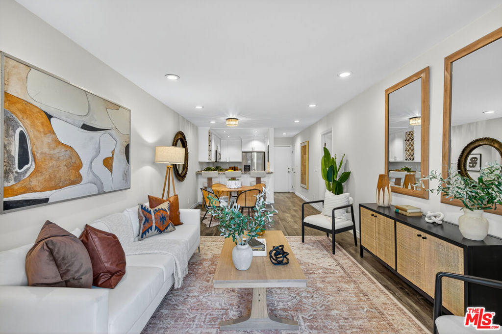 1125 Pico Boulevard 103