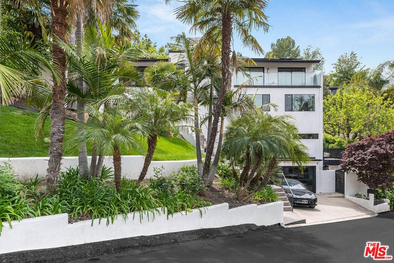 4961 Marmol Drive