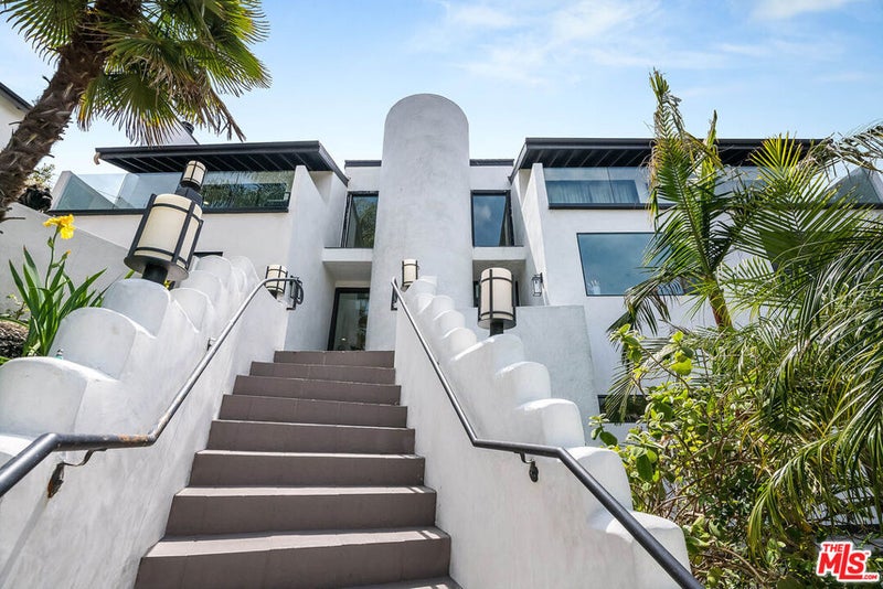 4961 Marmol Drive