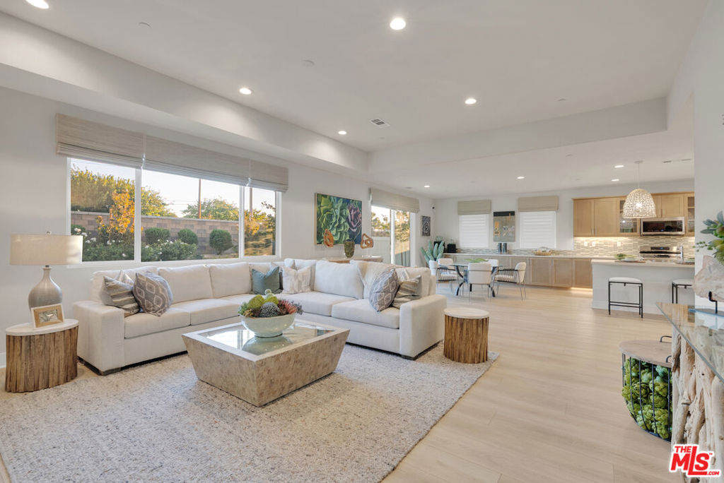 3664 Saddleback Drive