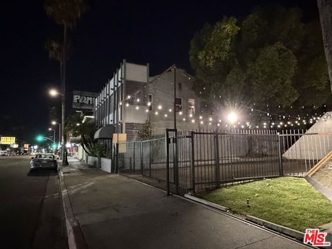 Photo of 5051 Sunset Boulevard, Los Angeles, CA 90027 (MLS # 26833623)