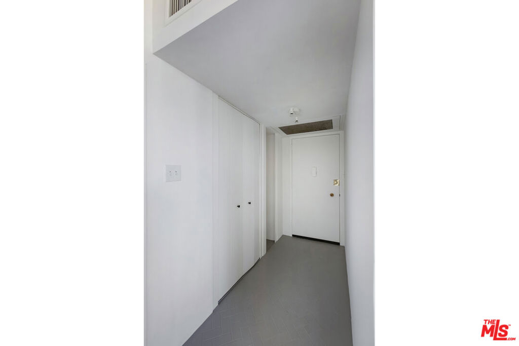 4411 Los Feliz Boulevard 202